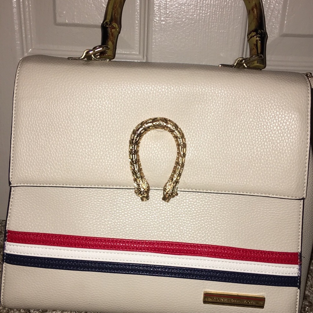 Tommy hilfiger bag